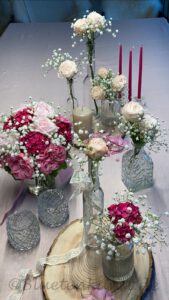 romantische Tischdekoration in rosa